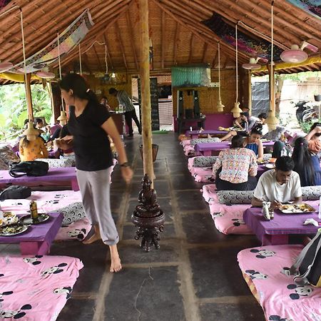 Hampi Wildstone Hotel Kültér fotó